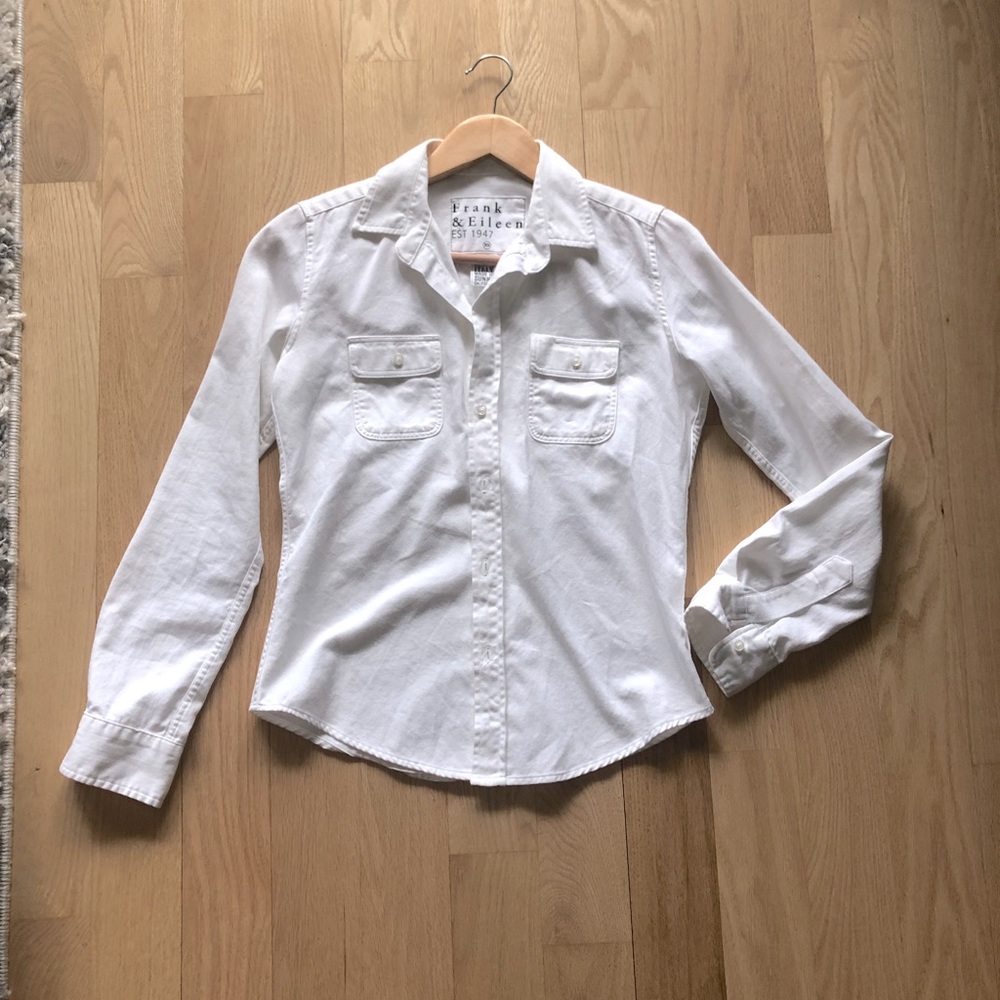 Frank and Eileen White Button Down XS